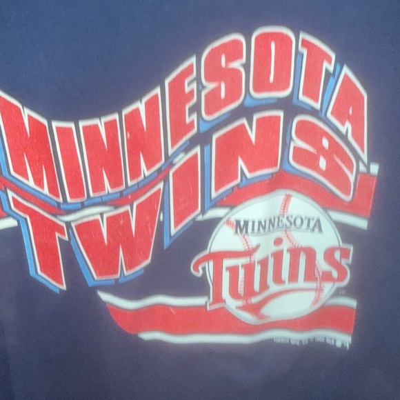 Minnesota Twins Men's Vintage 1990 Navy Blue T-Shirt - Picture 4 of 8